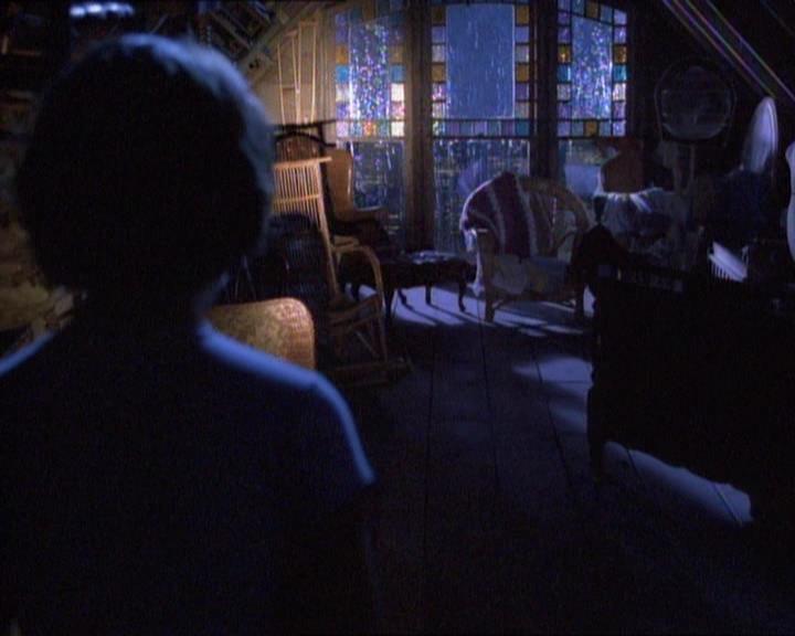 Charmed-Online_dot_net-1x01SomethingWiccaThisWayComes0857.jpg Charmed-Online_dot_net-1x01SomethingWiccaThisWayComes0857.jpg