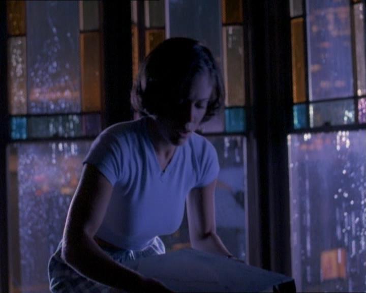 Charmed-Online_dot_net-1x01SomethingWiccaThisWayComes0891.jpg Charmed-Online_dot_net-1x01SomethingWiccaThisWayComes0891.jpg