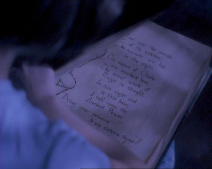 Charmed-Online_dot_net-1x01SomethingWiccaThisWayComes0905.jpg Charmed-Online_dot_net-1x01SomethingWiccaThisWayComes0905.jpg