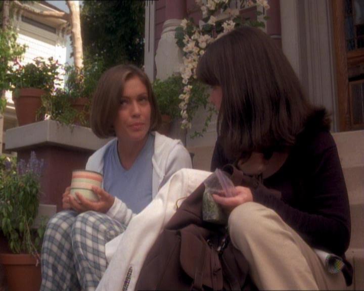 Charmed-Online_dot_net-1x01SomethingWiccaThisWayComes1071.jpg Charmed-Online_dot_net-1x01SomethingWiccaThisWayComes1071.jpg