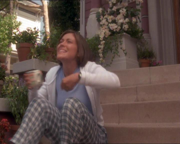 Charmed-Online_dot_net-1x01SomethingWiccaThisWayComes1084.jpg