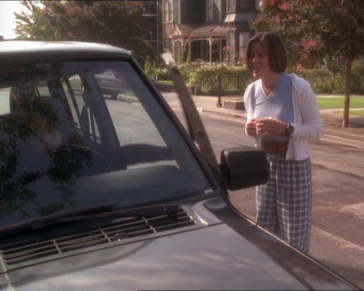 Charmed-Online_dot_net-1x01SomethingWiccaThisWayComes1122.jpg