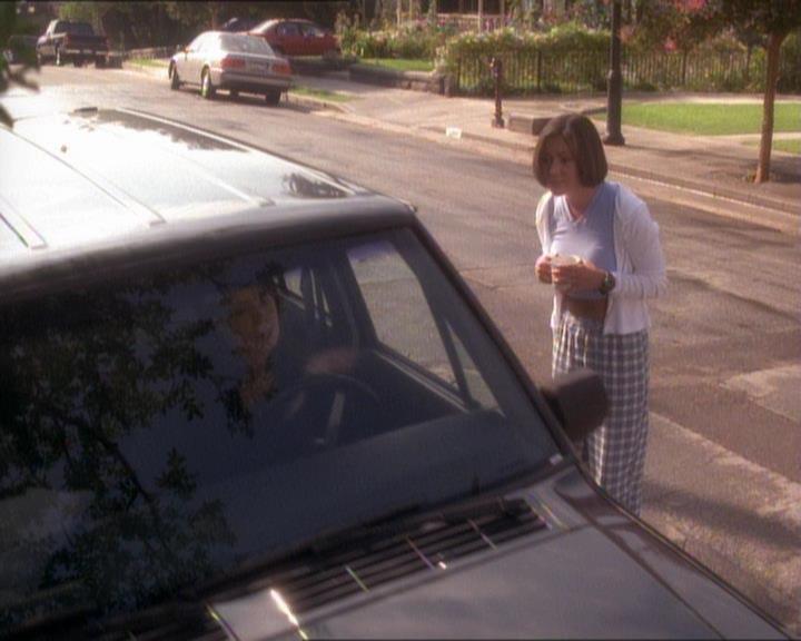 Charmed-Online_dot_net-1x01SomethingWiccaThisWayComes1126.jpg Charmed-Online_dot_net-1x01SomethingWiccaThisWayComes1126.jpg