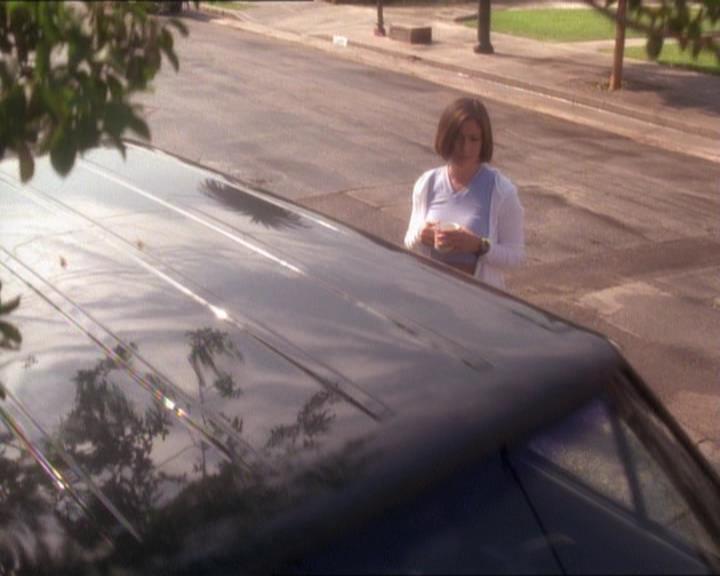 Charmed-Online_dot_net-1x01SomethingWiccaThisWayComes1127.jpg Charmed-Online_dot_net-1x01SomethingWiccaThisWayComes1127.jpg