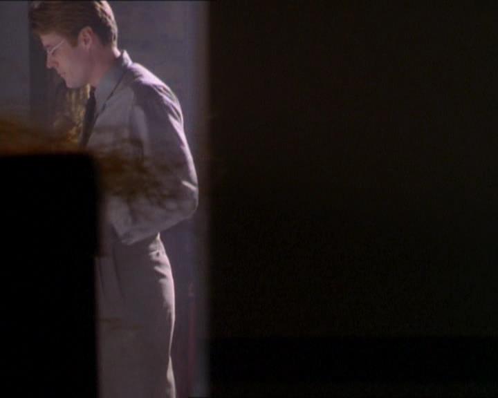 Charmed-Online_dot_net-1x01SomethingWiccaThisWayComes1145.jpg Charmed-Online_dot_net-1x01SomethingWiccaThisWayComes1145.jpg