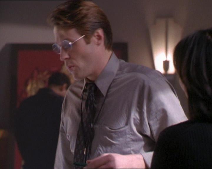 Charmed-Online_dot_net-1x01SomethingWiccaThisWayComes1146.jpg