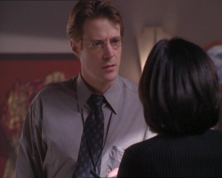 Charmed-Online_dot_net-1x01SomethingWiccaThisWayComes1155.jpg Charmed-Online_dot_net-1x01SomethingWiccaThisWayComes1155.jpg