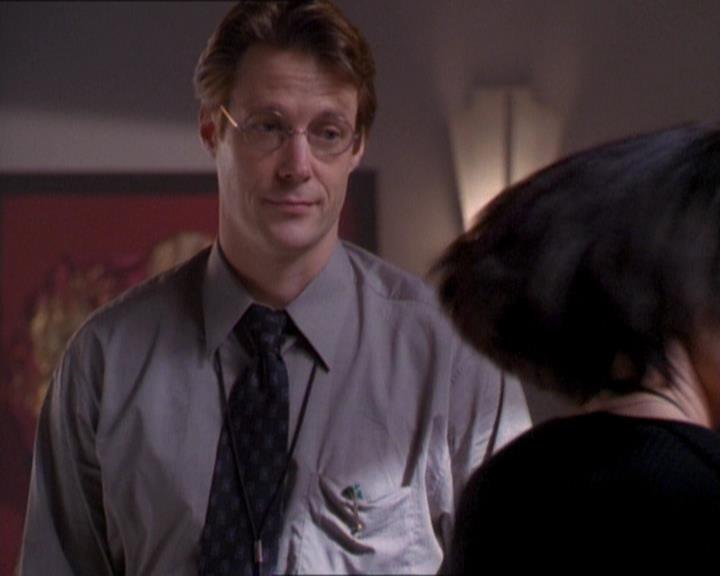 Charmed-Online_dot_net-1x01SomethingWiccaThisWayComes1190.jpg Charmed-Online_dot_net-1x01SomethingWiccaThisWayComes1190.jpg