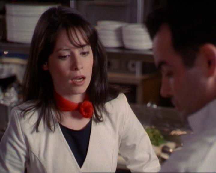 Charmed-Online_dot_net-1x01SomethingWiccaThisWayComes1239.jpg