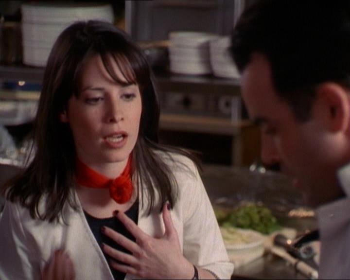 Charmed-Online_dot_net-1x01SomethingWiccaThisWayComes1247.jpg
