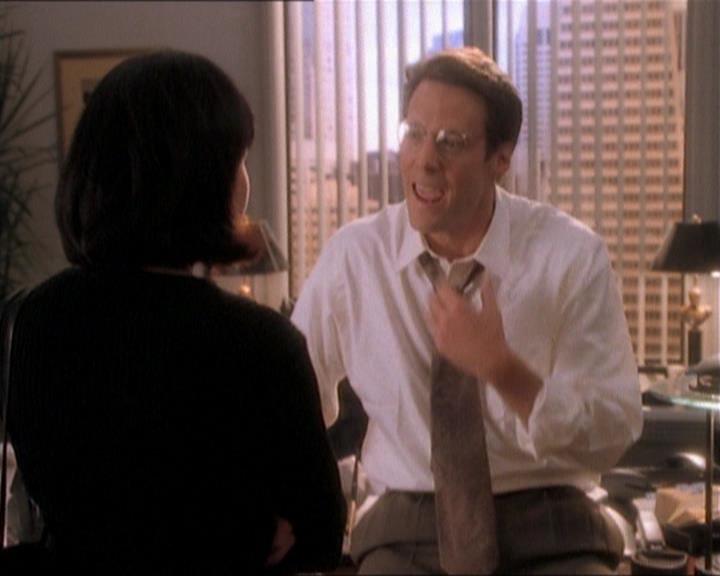 Charmed-Online_dot_net-1x01SomethingWiccaThisWayComes1335.jpg Charmed-Online_dot_net-1x01SomethingWiccaThisWayComes1335.jpg