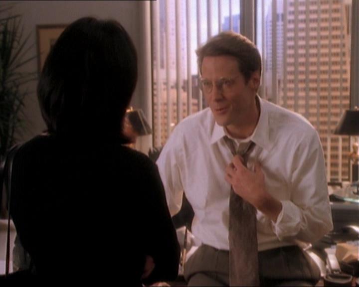 Charmed-Online_dot_net-1x01SomethingWiccaThisWayComes1343.jpg