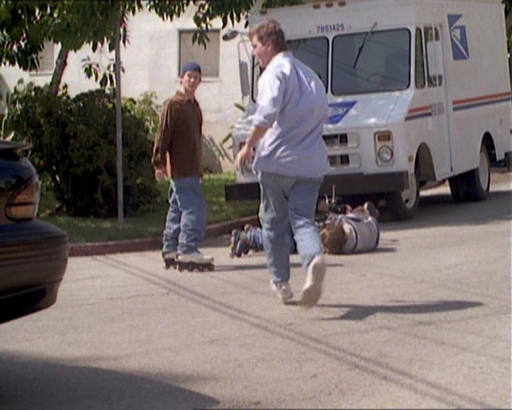 Charmed-Online_dot_net-1x01SomethingWiccaThisWayComes1464.jpg Charmed-Online_dot_net-1x01SomethingWiccaThisWayComes1464.jpg