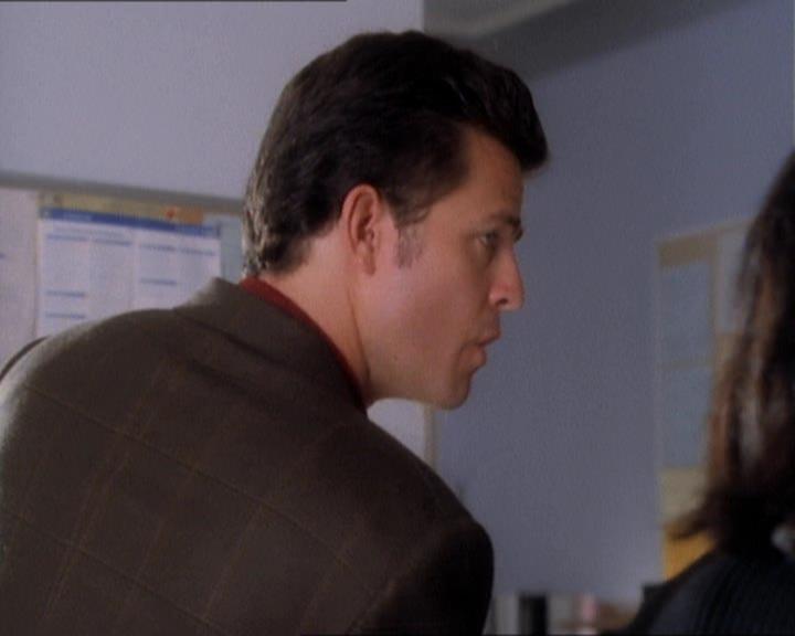 Charmed-Online_dot_net-1x01SomethingWiccaThisWayComes1484.jpg Charmed-Online_dot_net-1x01SomethingWiccaThisWayComes1484.jpg