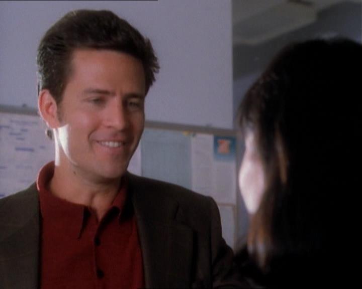 Charmed-Online_dot_net-1x01SomethingWiccaThisWayComes1497.jpg Charmed-Online_dot_net-1x01SomethingWiccaThisWayComes1497.jpg