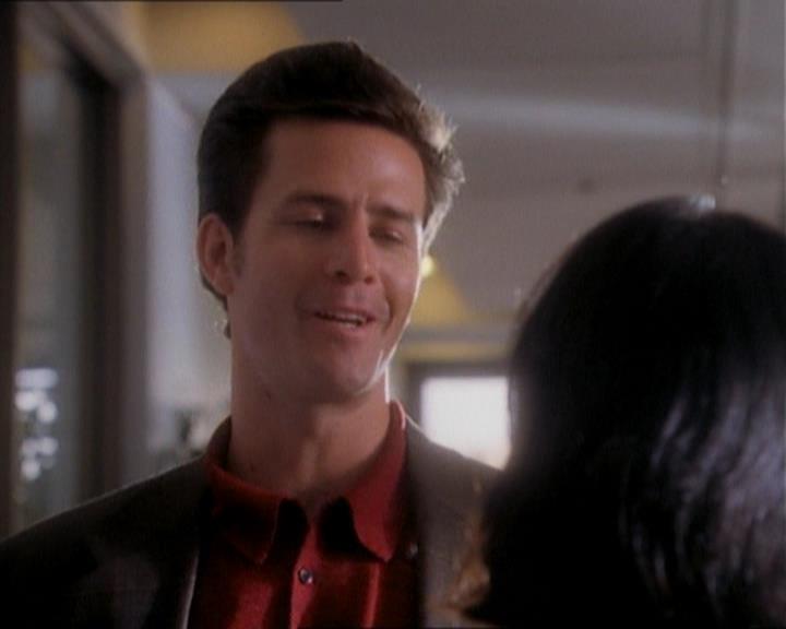 Charmed-Online_dot_net-1x01SomethingWiccaThisWayComes1558.jpg Charmed-Online_dot_net-1x01SomethingWiccaThisWayComes1558.jpg