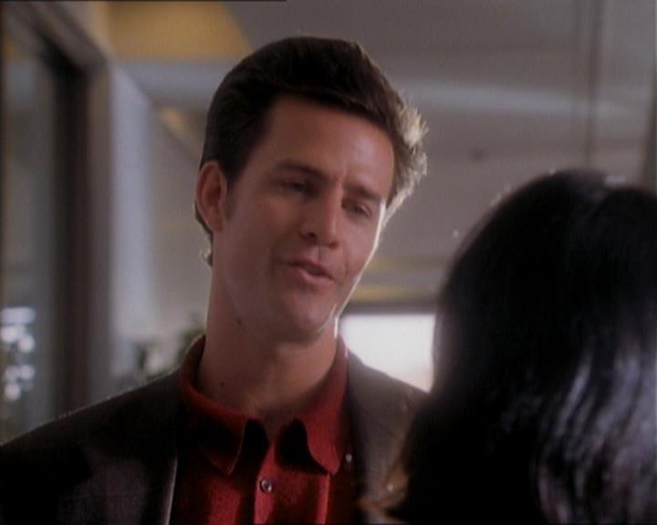 Charmed-Online_dot_net-1x01SomethingWiccaThisWayComes1570.jpg Charmed-Online_dot_net-1x01SomethingWiccaThisWayComes1570.jpg