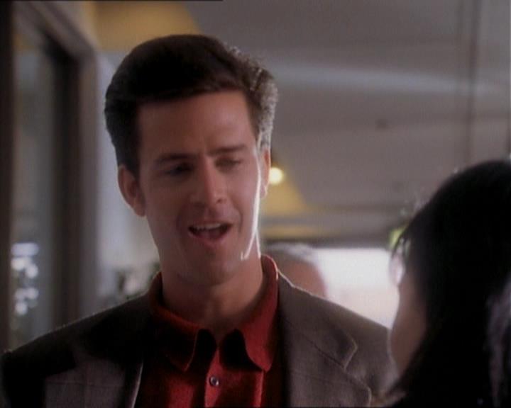 Charmed-Online_dot_net-1x01SomethingWiccaThisWayComes1576.jpg Charmed-Online_dot_net-1x01SomethingWiccaThisWayComes1576.jpg