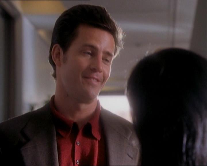 Charmed-Online_dot_net-1x01SomethingWiccaThisWayComes1583.jpg