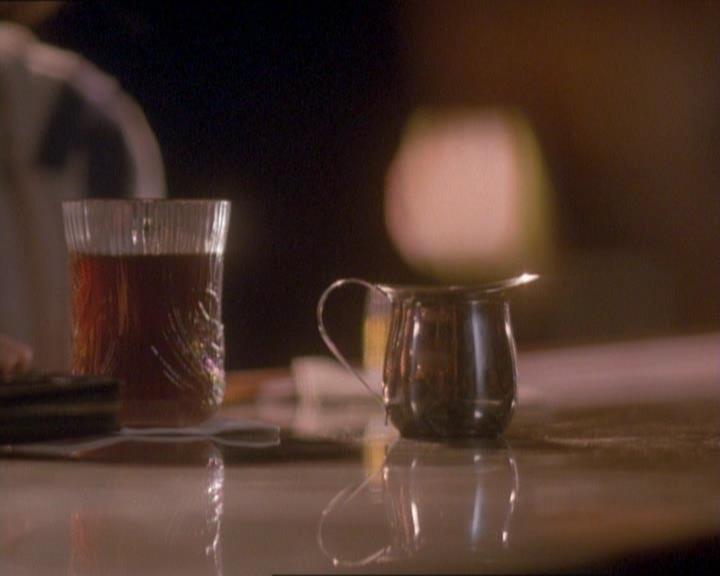 Charmed-Online_dot_net-1x01SomethingWiccaThisWayComes1630.jpg Charmed-Online_dot_net-1x01SomethingWiccaThisWayComes1630.jpg