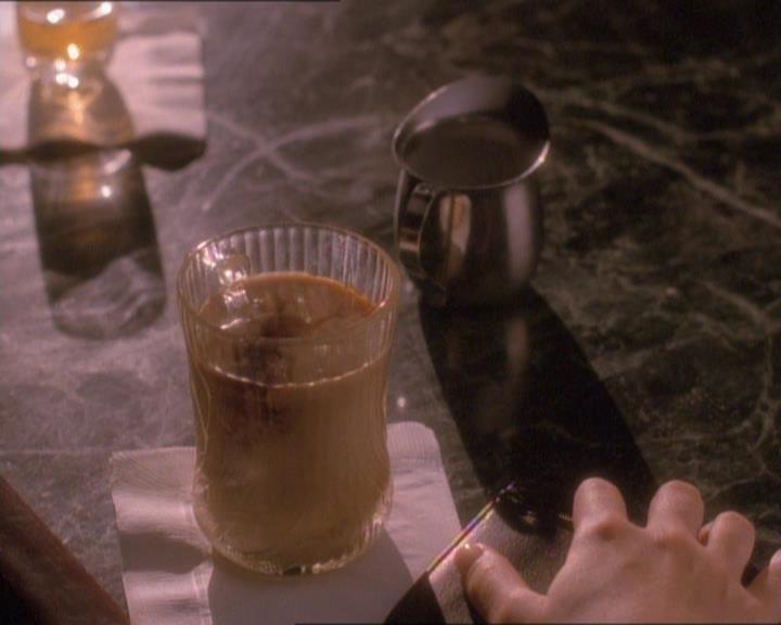 Charmed-Online_dot_net-1x01SomethingWiccaThisWayComes1637.jpg Charmed-Online_dot_net-1x01SomethingWiccaThisWayComes1637.jpg