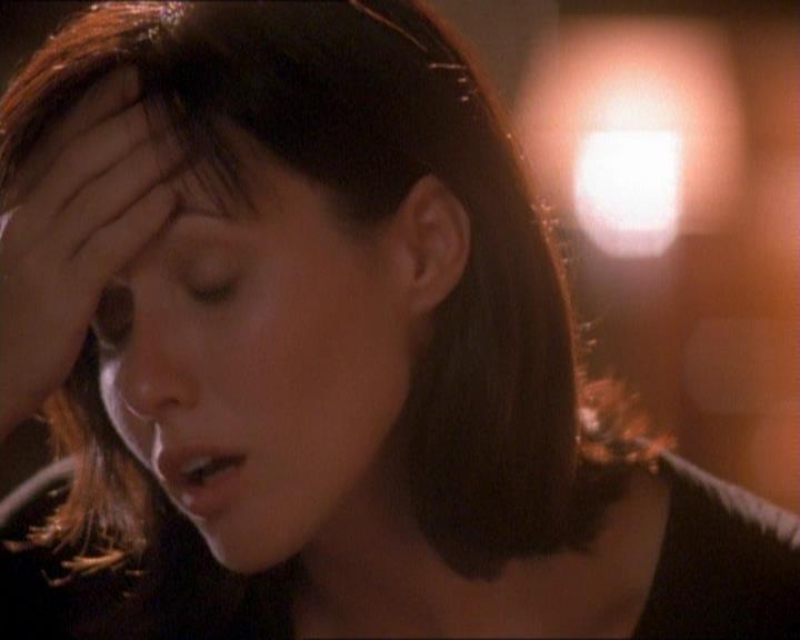 Charmed-Online_dot_net-1x01SomethingWiccaThisWayComes1646.jpg Charmed-Online_dot_net-1x01SomethingWiccaThisWayComes1646.jpg