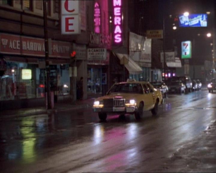 Charmed-Online_dot_net-1x01SomethingWiccaThisWayComes1713.jpg Charmed-Online_dot_net-1x01SomethingWiccaThisWayComes1713.jpg