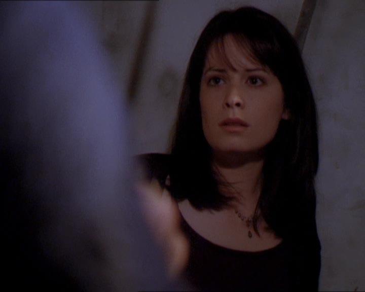 Charmed-Online_dot_net-1x01SomethingWiccaThisWayComes1916.jpg Charmed-Online_dot_net-1x01SomethingWiccaThisWayComes1916.jpg