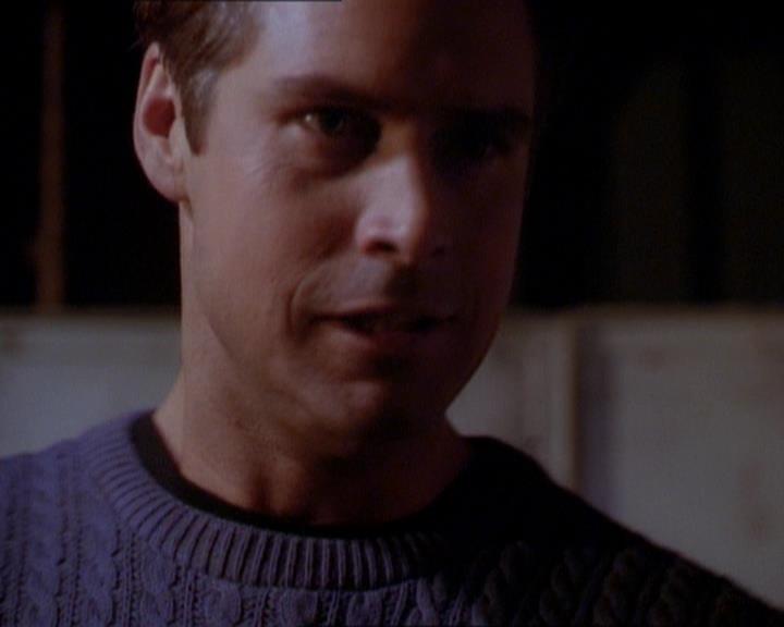 Charmed-Online_dot_net-1x01SomethingWiccaThisWayComes1935.jpg Charmed-Online_dot_net-1x01SomethingWiccaThisWayComes1935.jpg