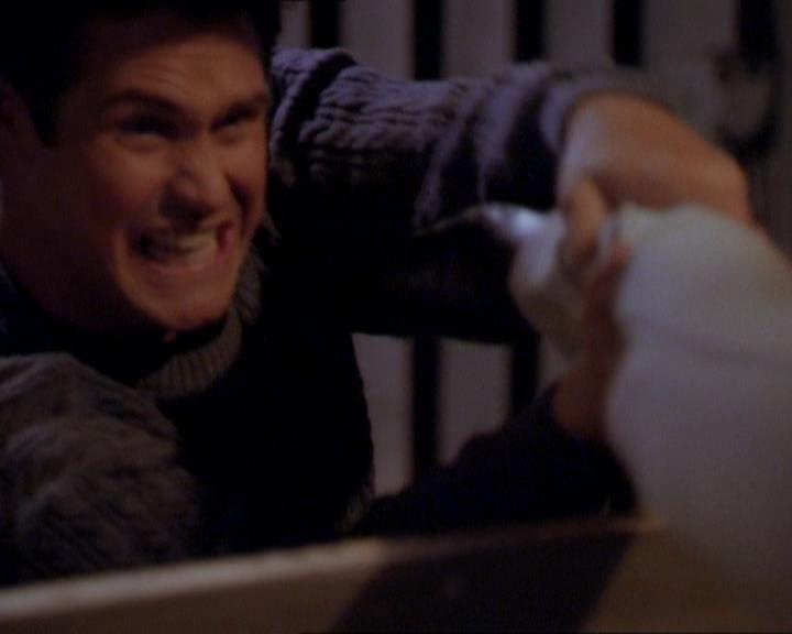 Charmed-Online_dot_net-1x01SomethingWiccaThisWayComes1959.jpg Charmed-Online_dot_net-1x01SomethingWiccaThisWayComes1959.jpg