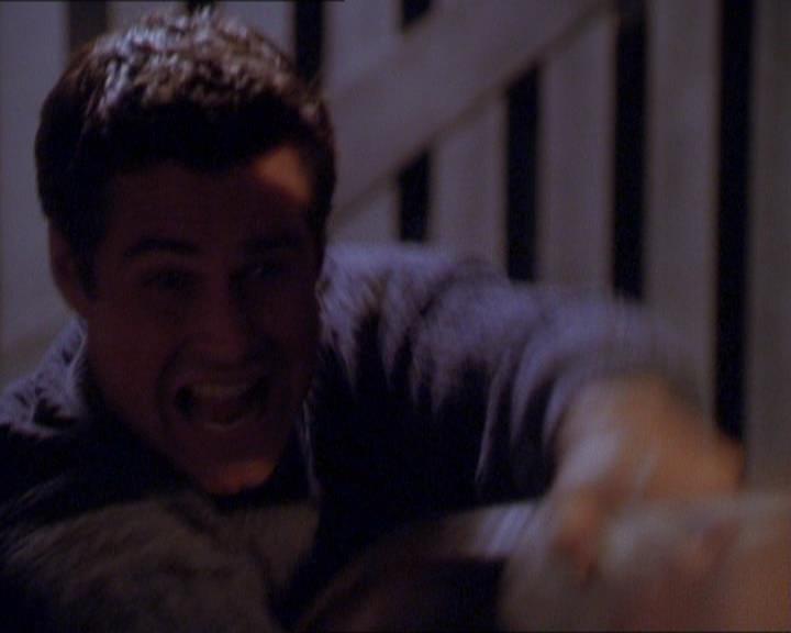 Charmed-Online_dot_net-1x01SomethingWiccaThisWayComes1965.jpg Charmed-Online_dot_net-1x01SomethingWiccaThisWayComes1965.jpg