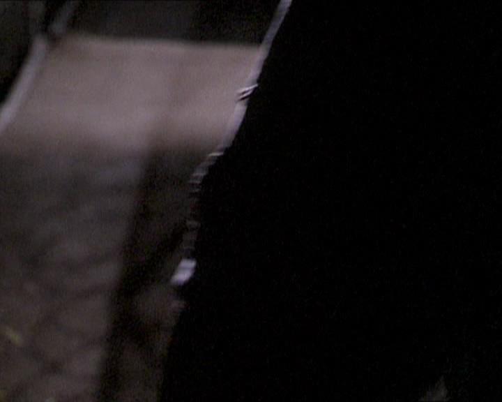 Charmed-Online_dot_net-1x01SomethingWiccaThisWayComes2090.jpg Charmed-Online_dot_net-1x01SomethingWiccaThisWayComes2090.jpg