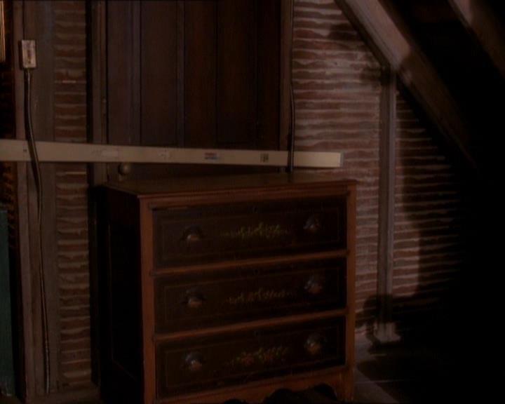 Charmed-Online_dot_net-1x01SomethingWiccaThisWayComes2159.jpg Charmed-Online_dot_net-1x01SomethingWiccaThisWayComes2159.jpg