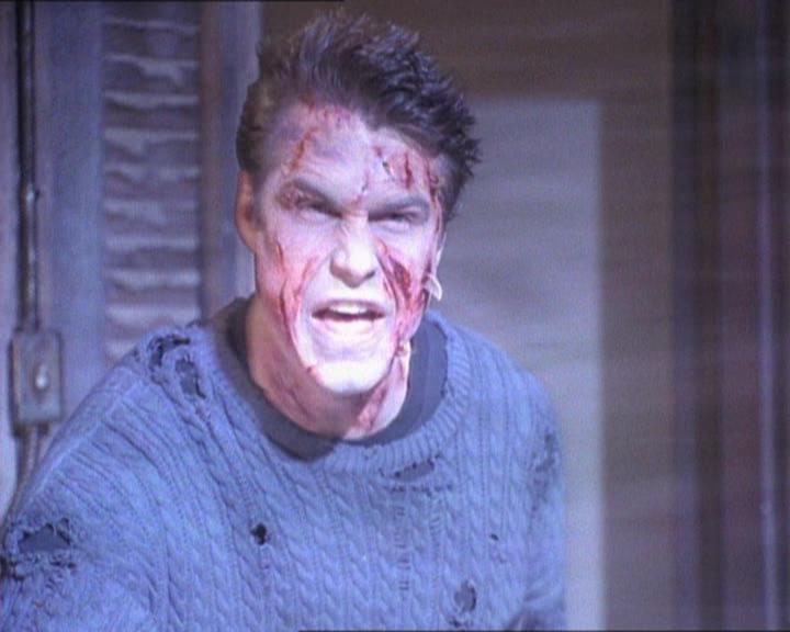 Charmed-Online_dot_net-1x01SomethingWiccaThisWayComes2215.jpg Charmed-Online_dot_net-1x01SomethingWiccaThisWayComes2215.jpg