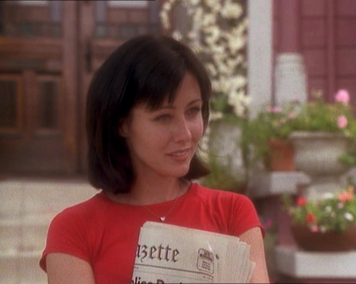 Charmed-Online_dot_net-1x01SomethingWiccaThisWayComes2263.jpg