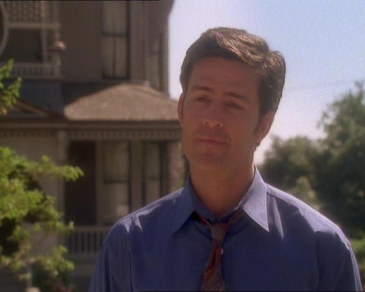 Charmed-Online_dot_net-1x01SomethingWiccaThisWayComes2286.jpg Charmed-Online_dot_net-1x01SomethingWiccaThisWayComes2286.jpg