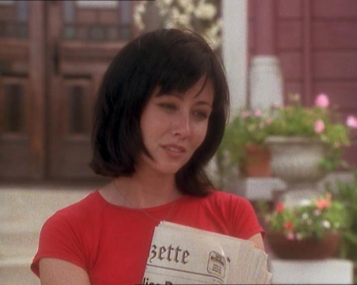 Charmed-Online_dot_net-1x01SomethingWiccaThisWayComes2287.jpg Charmed-Online_dot_net-1x01SomethingWiccaThisWayComes2287.jpg