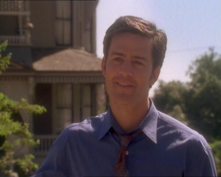 Charmed-Online_dot_net-1x01SomethingWiccaThisWayComes2290.jpg Charmed-Online_dot_net-1x01SomethingWiccaThisWayComes2290.jpg