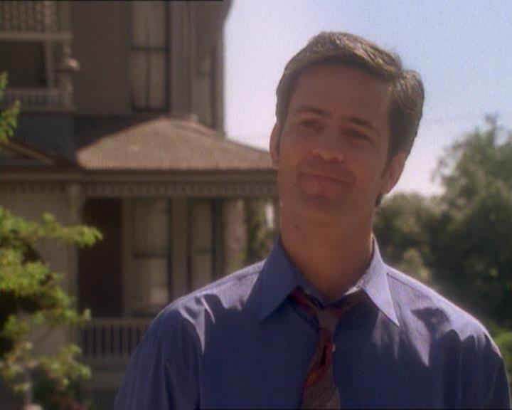 Charmed-Online_dot_net-1x01SomethingWiccaThisWayComes2298.jpg Charmed-Online_dot_net-1x01SomethingWiccaThisWayComes2298.jpg