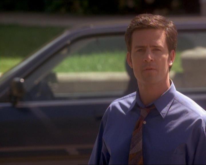 Charmed-Online_dot_net-1x01SomethingWiccaThisWayComes2323.jpg Charmed-Online_dot_net-1x01SomethingWiccaThisWayComes2323.jpg