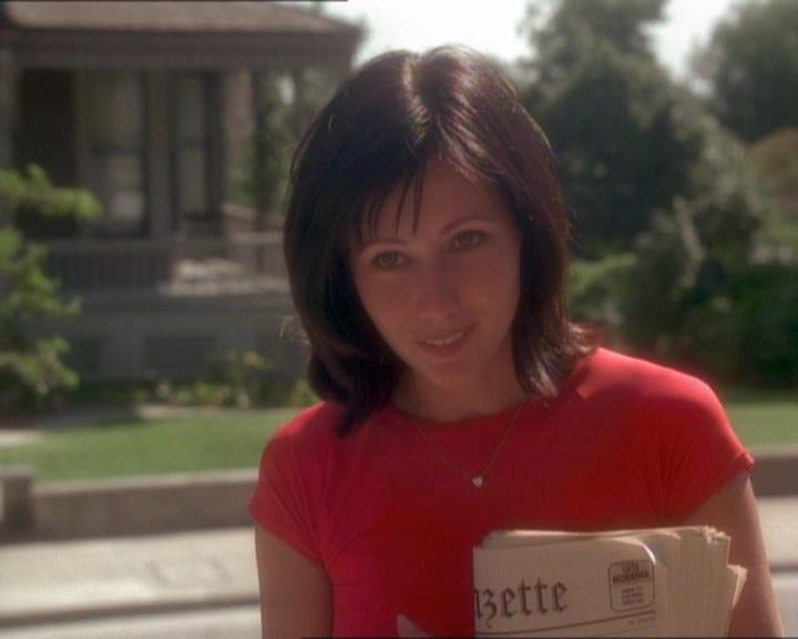Charmed-Online_dot_net-1x01SomethingWiccaThisWayComes2329.jpg Charmed-Online_dot_net-1x01SomethingWiccaThisWayComes2329.jpg