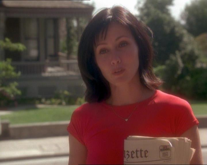 Charmed-Online_dot_net-1x01SomethingWiccaThisWayComes2330.jpg Charmed-Online_dot_net-1x01SomethingWiccaThisWayComes2330.jpg