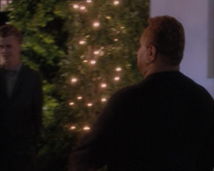 Charmed-Online_dot_net-1x02IveGotYouUnderMySkin0006.jpg Charmed-Online_dot_net-1x02IveGotYouUnderMySkin0006.jpg