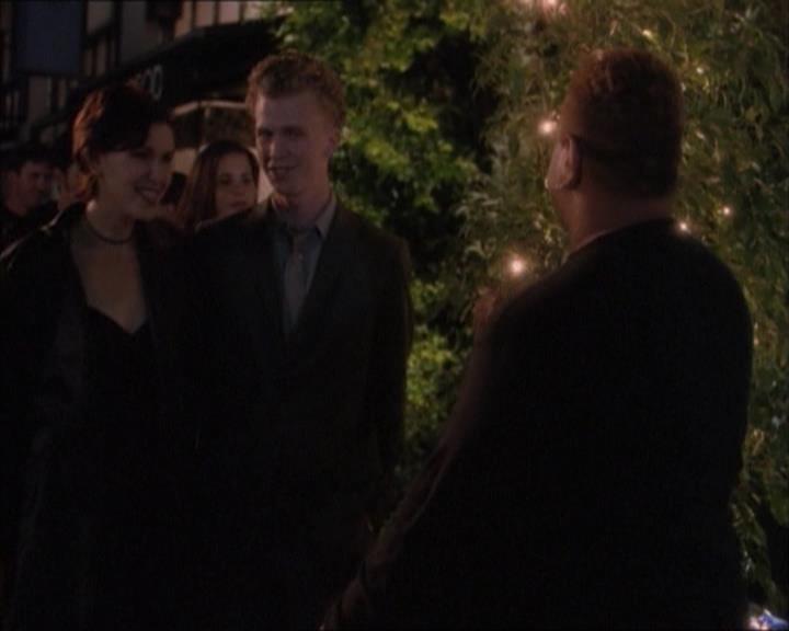 Charmed-Online_dot_net-1x02IveGotYouUnderMySkin0007.jpg Charmed-Online_dot_net-1x02IveGotYouUnderMySkin0007.jpg