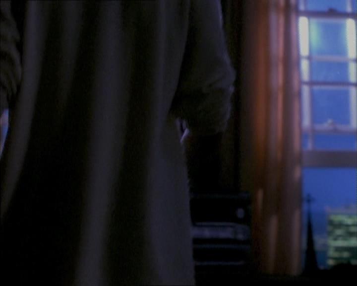 Charmed-Online_dot_net-1x02IveGotYouUnderMySkin0160.jpg Charmed-Online_dot_net-1x02IveGotYouUnderMySkin0160.jpg