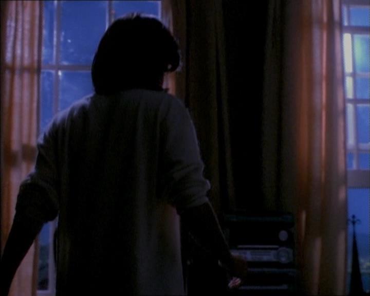 Charmed-Online_dot_net-1x02IveGotYouUnderMySkin0161.jpg Charmed-Online_dot_net-1x02IveGotYouUnderMySkin0161.jpg