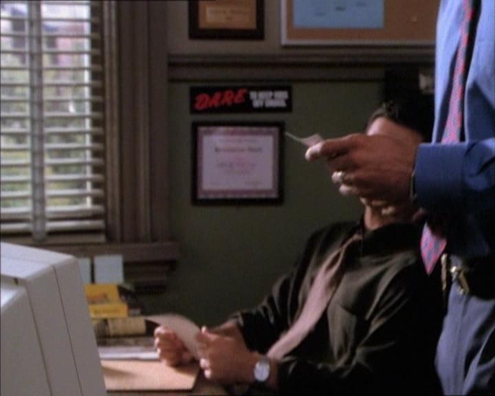 Charmed-Online_dot_net-1x02IveGotYouUnderMySkin0427.jpg Charmed-Online_dot_net-1x02IveGotYouUnderMySkin0427.jpg