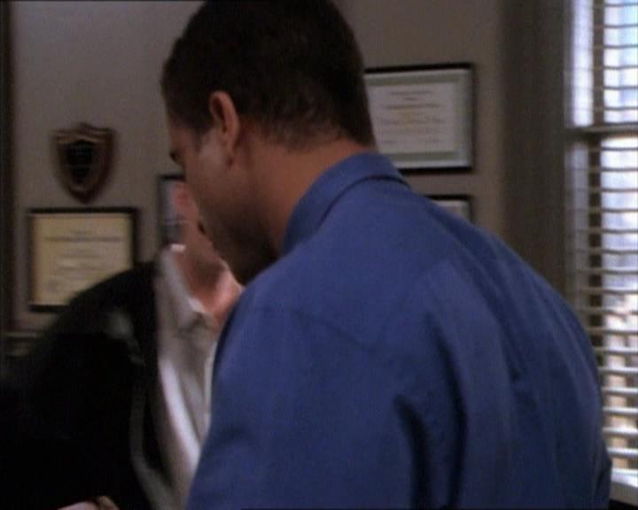 Charmed-Online_dot_net-1x02IveGotYouUnderMySkin0429.jpg Charmed-Online_dot_net-1x02IveGotYouUnderMySkin0429.jpg