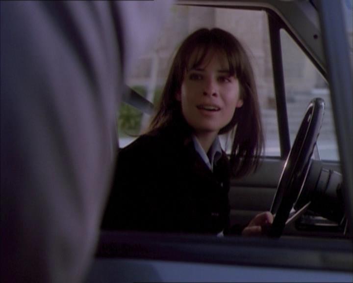 Charmed-Online_dot_net-1x02IveGotYouUnderMySkin0483.jpg Charmed-Online_dot_net-1x02IveGotYouUnderMySkin0483.jpg