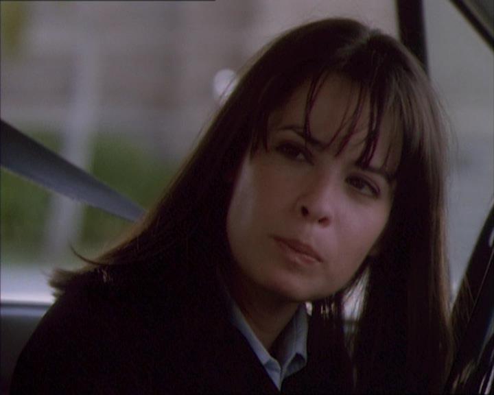 Charmed-Online_dot_net-1x02IveGotYouUnderMySkin0517.jpg Charmed-Online_dot_net-1x02IveGotYouUnderMySkin0517.jpg